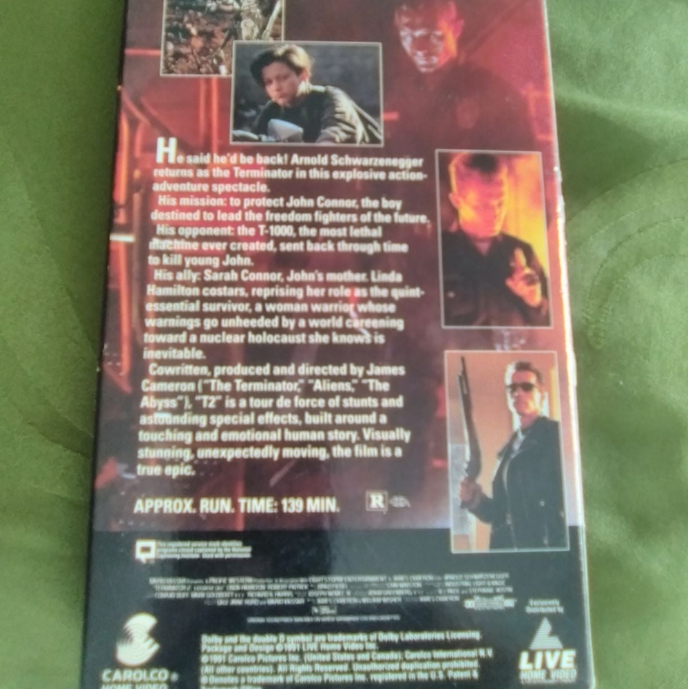 Terminator 2 Judgment Day (VHS, 1991) Arnold Schwarzenegger, Linda Hamilton - Picture 2 of 6